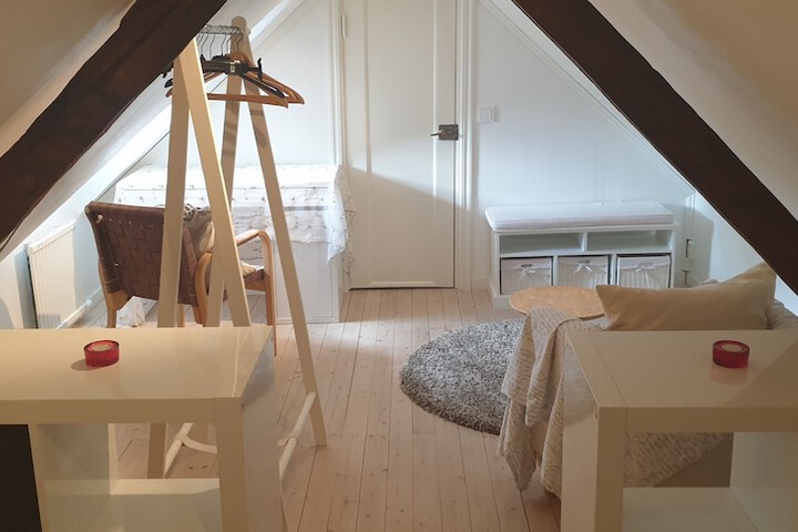 Room 3 of 15