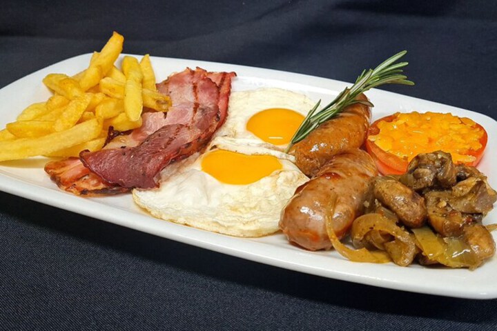 Breakfast/Coffee Service 209 of 236