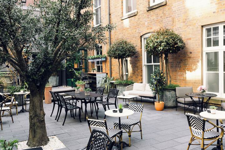 Terrace/Patio 71 of 73