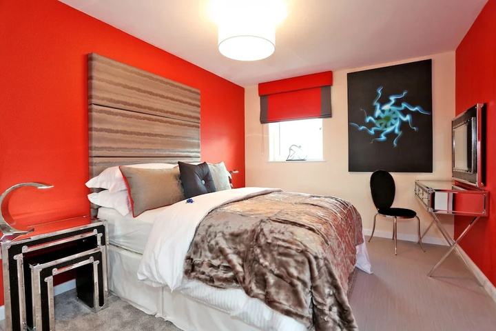 Room 4 of 14