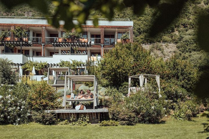 Hotel Exterior 50 of 61