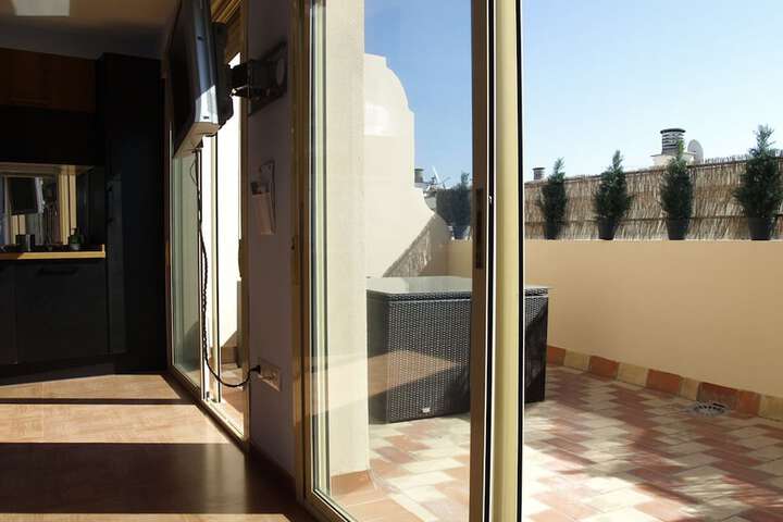 Room 9 of 39