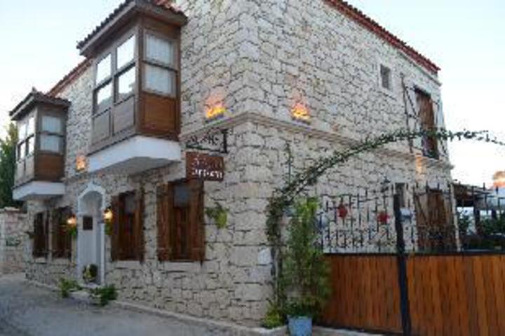 Flores Hotel Alacati