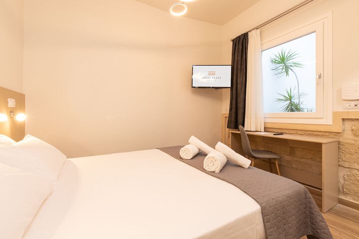 Room 3 of 30
