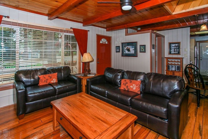 Image of Bear Mountain Escape Home