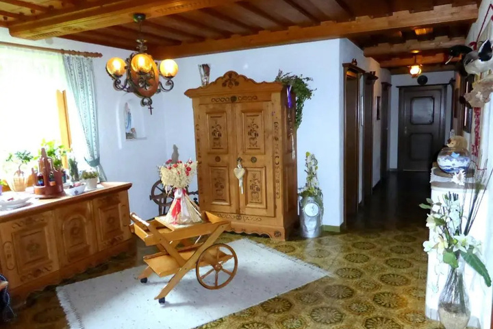 Room 3 of 13