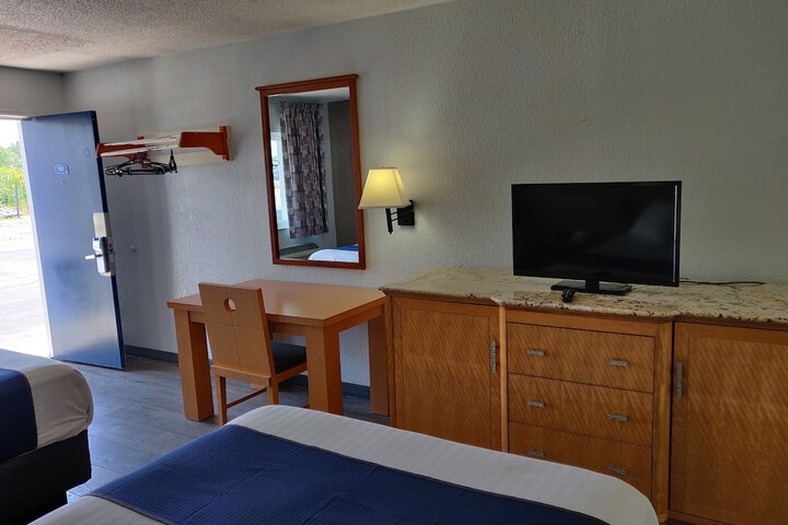 Deluxe Single Double Bed (3 of 11)