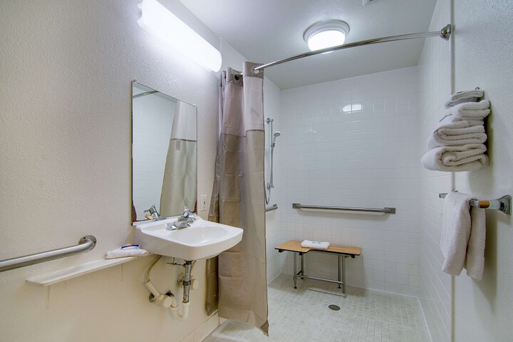 Bathroom shower