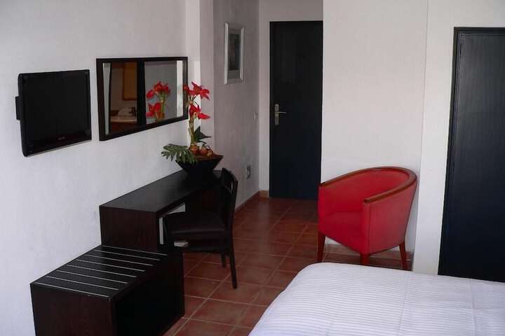 Room 12 of 40
