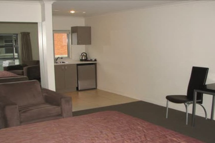 Room 2 of 20