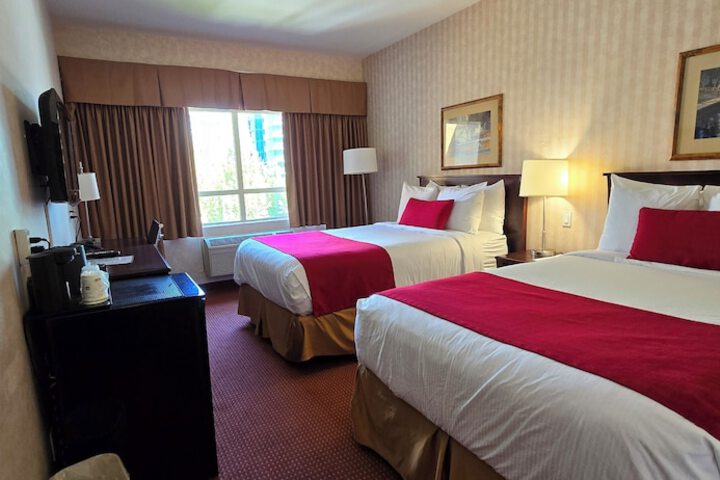 Room 17 of 28