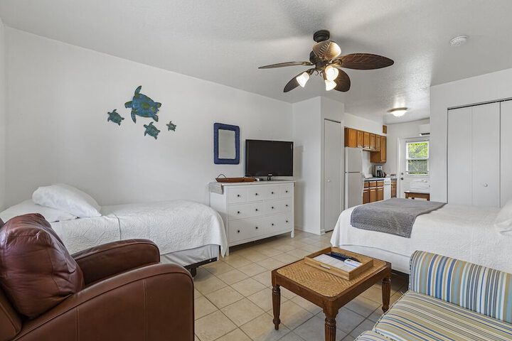 Room 3 of 25