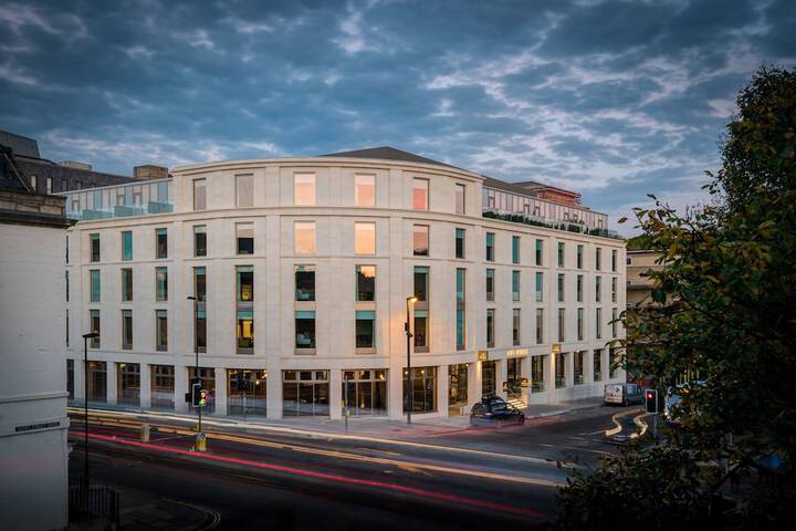 Exterior of Apex City of Bath Hotel