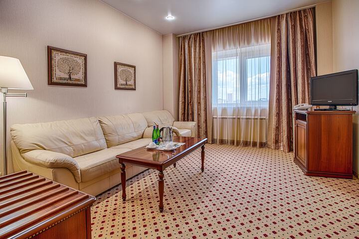 Room 17 of 43