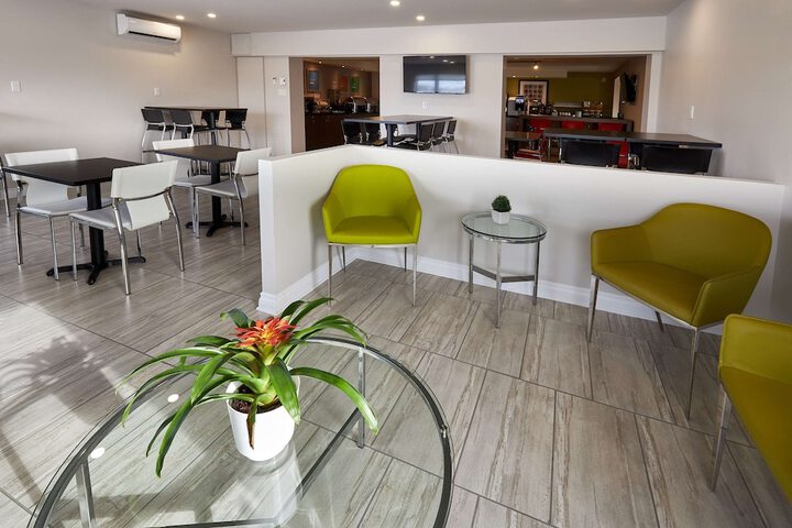 Hotel Interior 4 of 40