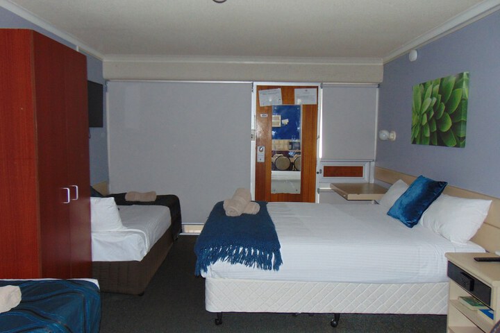 Room 18 of 63