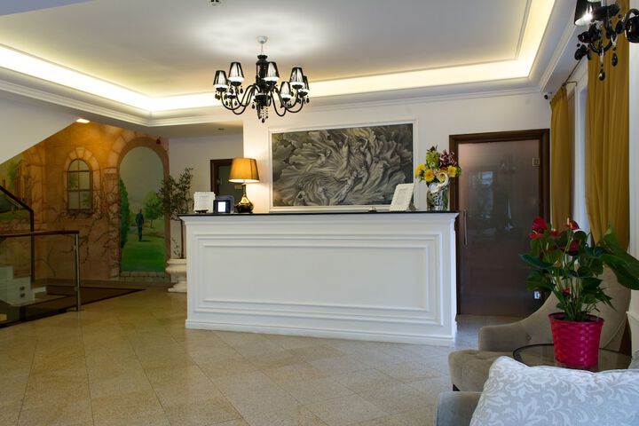 Lobby Photos