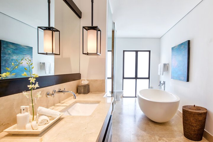 Bathroom Interior Photo