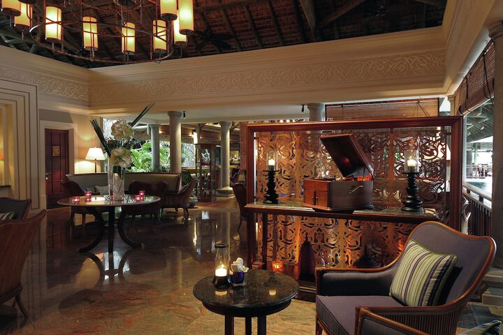 Lounge 181 of 239