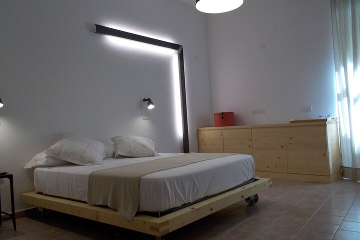 Room 2 of 12