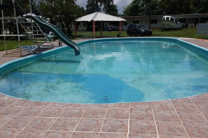 Pool 7 of 11
