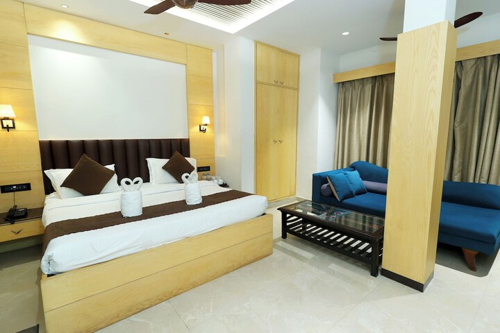 Room 48 of 136