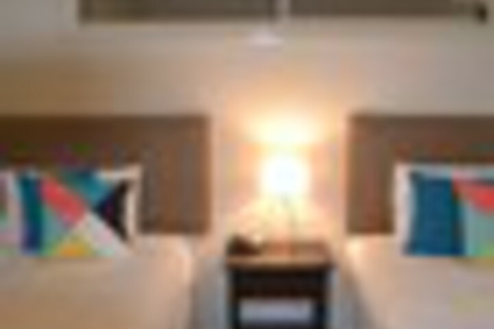 Room 8 of 24