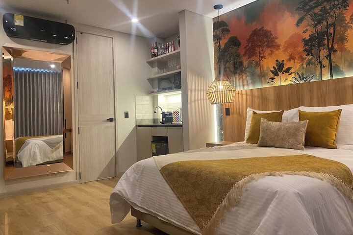 Room 5 of 79