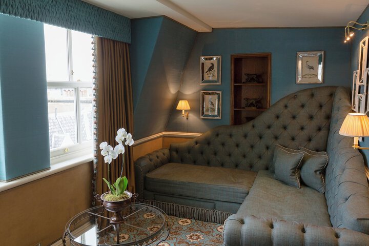 Room 61 of 229