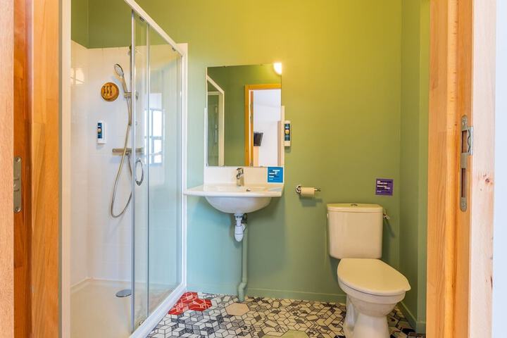 Room 40 of 55