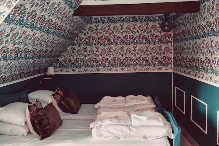 Room 14 of 58