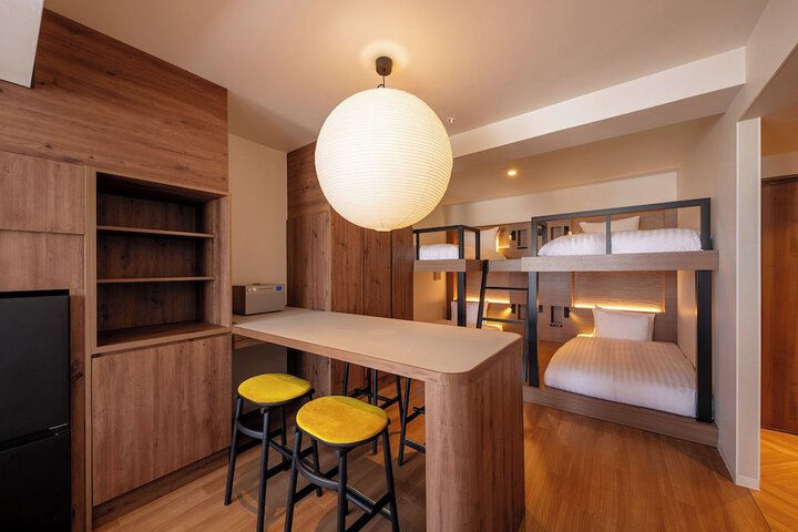 Room 6 of 46