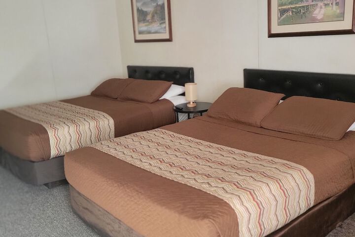 Room 12 of 26