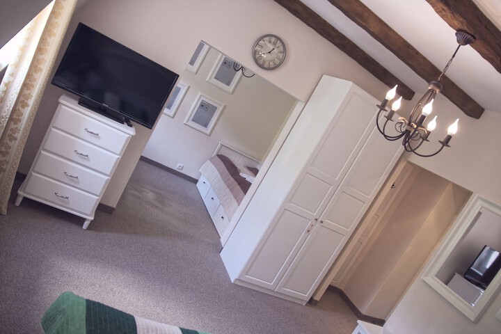 Room 15 of 39
