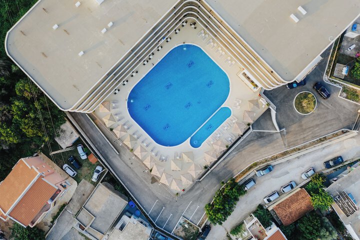 Pool 43 of 56