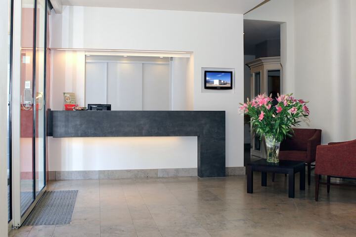 Hotel Interior 4 of 47