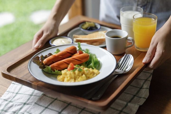 Breakfast/Coffee Service 84 of 138