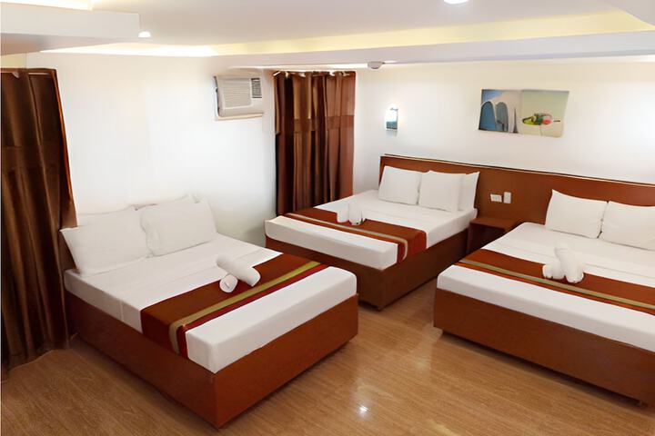 Room 4 of 48