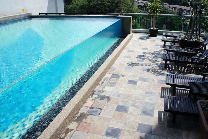 Pool 58 of 87