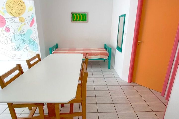 Dining 7 of 16