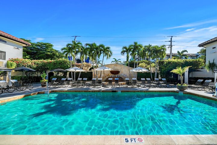 Pool 49 of 103
