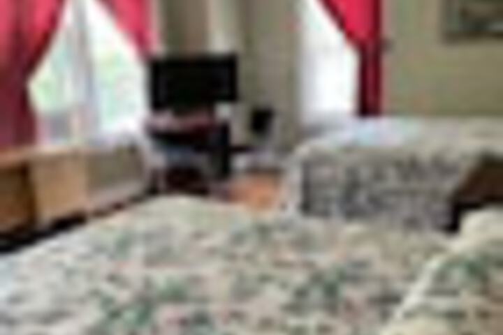 Room 170 of 246