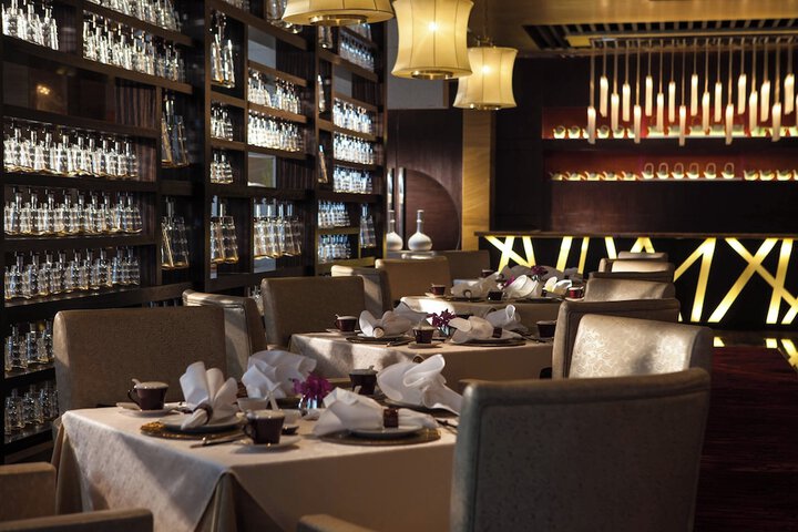 Dining 54 of 128