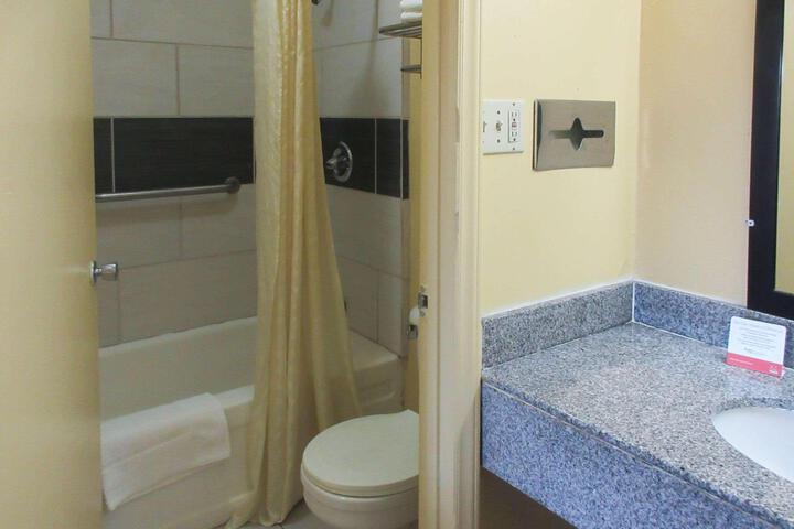 1 Double Bed (4 of 8)