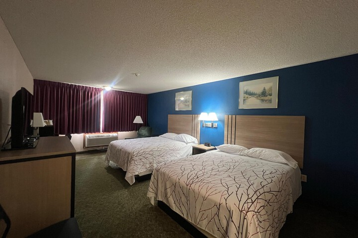Room 26 of 43