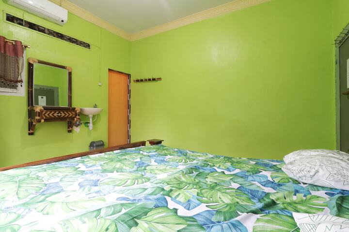 Room 9 of 56