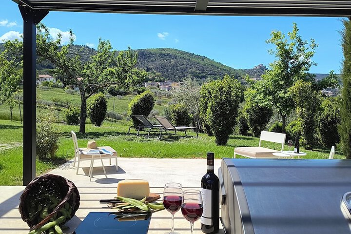 Terrace/Patio 58 of 60