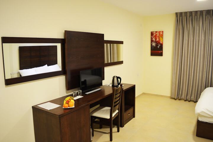 Room 49 of 107