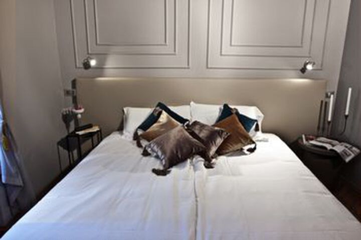 Room 35 of 149