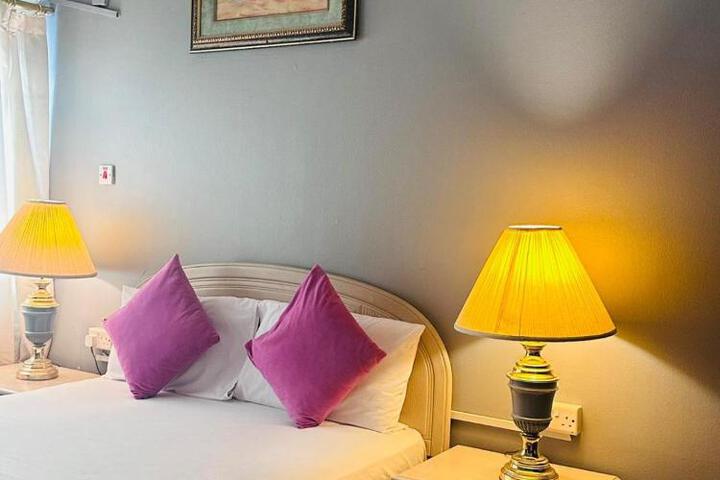 Bab Al Bahrain Hotel